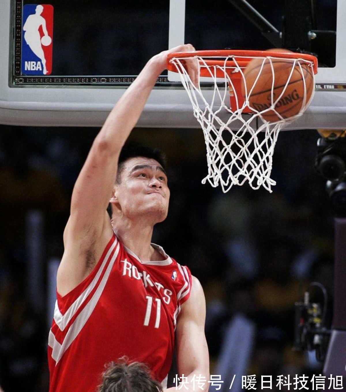 他的存在不 他的存在不