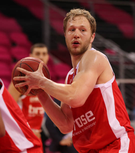 主帅往往在 主帅往往在