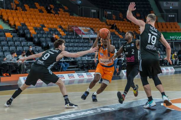 马尔卡宁 马尔卡宁