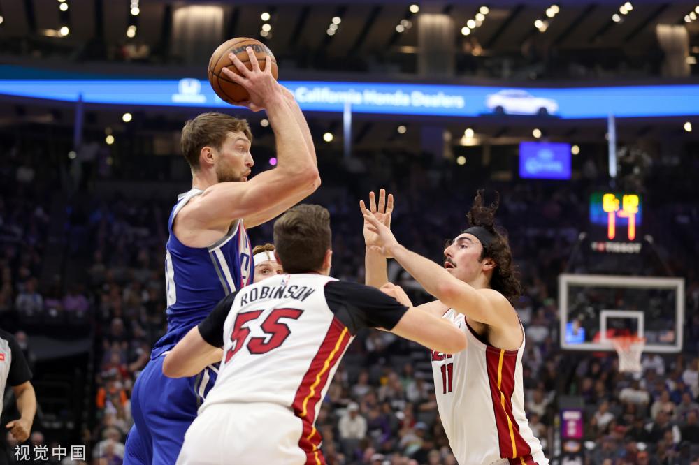 以及在暗区 以及在暗区